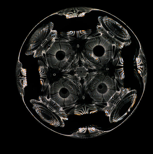 Einsteinian Artistry: Cymatics Photography Captures Gravitational Waves